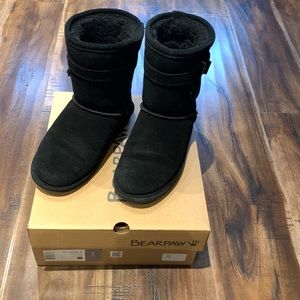 Bearpaw Val Youth Boot Size 2